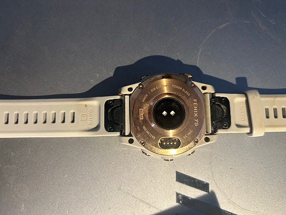 Garmin Fenix 7S Solar smartklocka roséguld/beige image 3