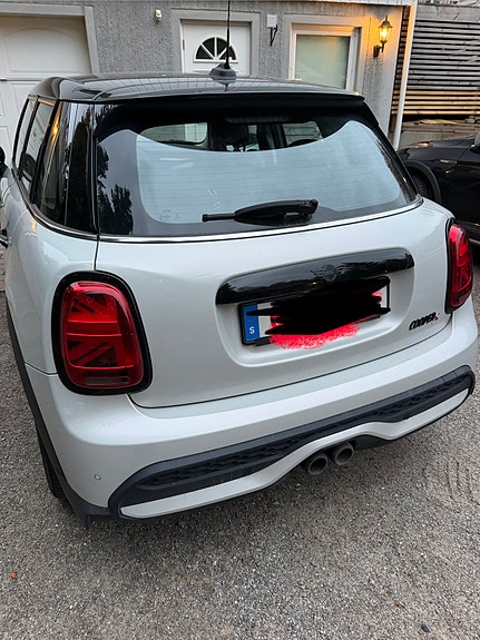 MINI Cooper S 7 of 12