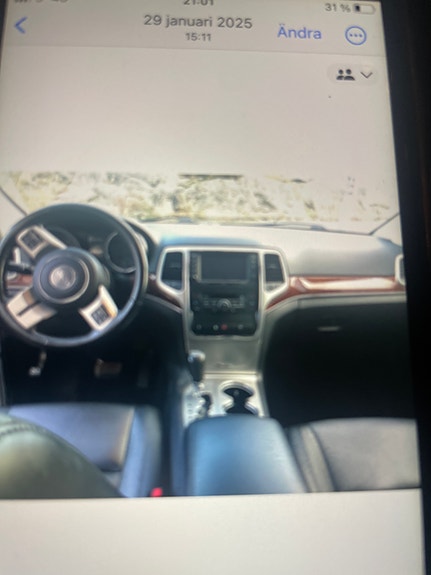 Jeep Grand Cherokee 8 of 11