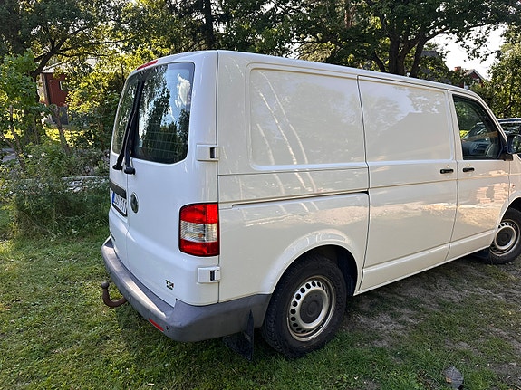 Volkswagen Transporter 2 of 7