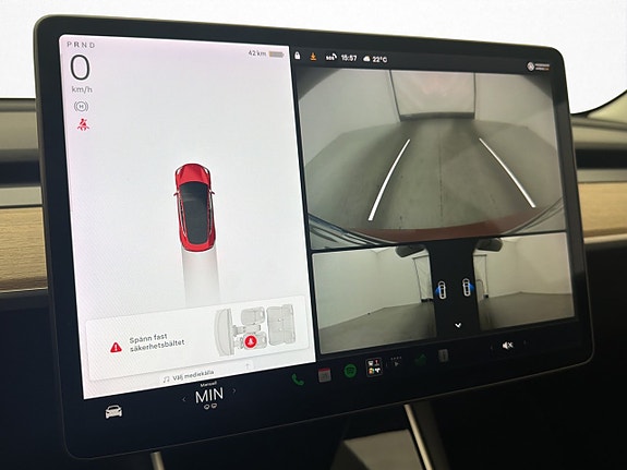 Tesla Model 3 18 of 30