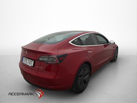 Tesla Model 3 8 of 30