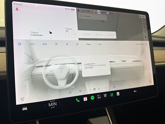 Tesla Model 3 20 of 30