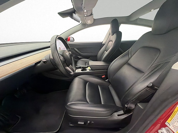 Tesla Model 3 15 of 30