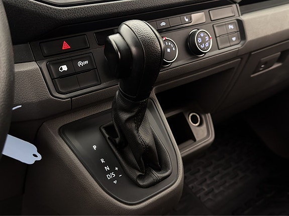 Volkswagen Crafter 25 of 30