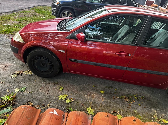Renault Megane II 9 of 16