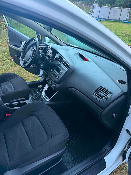 Kia Ceed 7 of 7