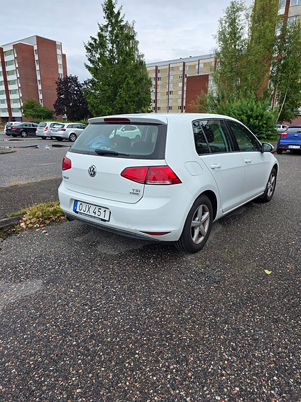 Volkswagen Golf VII 4 of 7