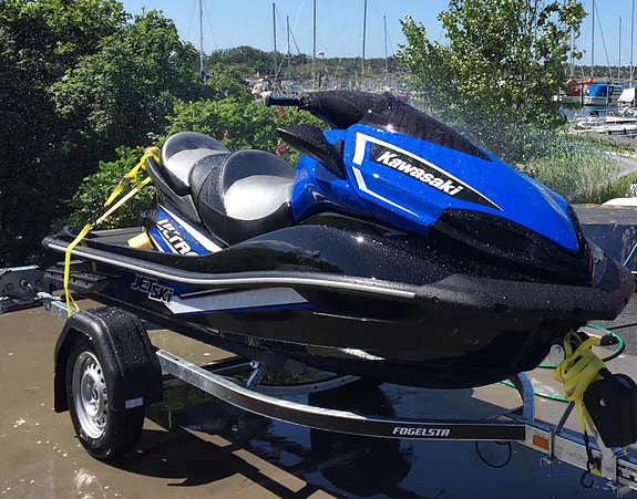 Vattenskoter Kawasaki Ultra LX endast 80h 2 of 5