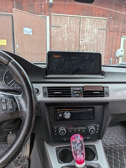 BMW 320d 9 of 14