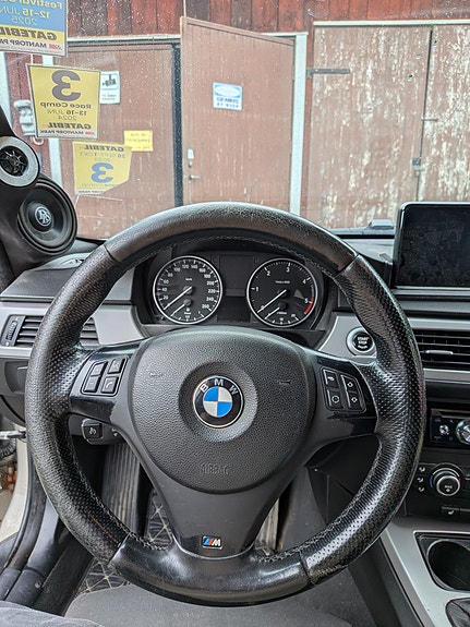BMW 320d 10 of 14