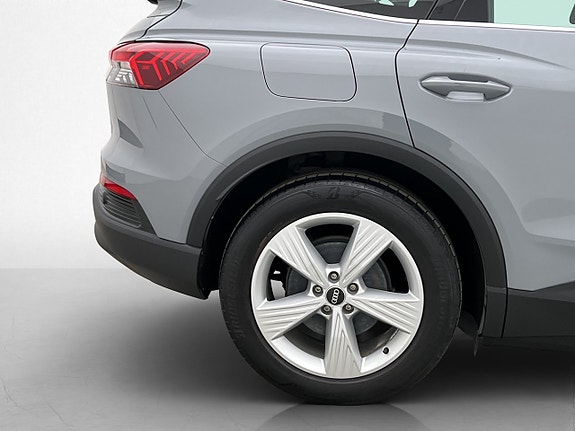 Audi Q4 e-tron 29 of 30