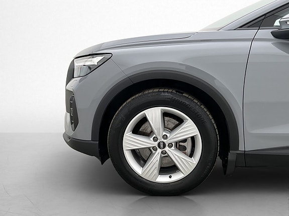 Audi Q4 e-tron 27 of 30