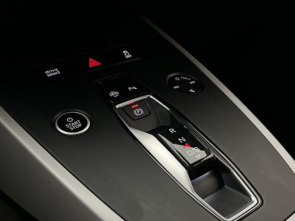 Audi Q4 e-tron 22 of 30
