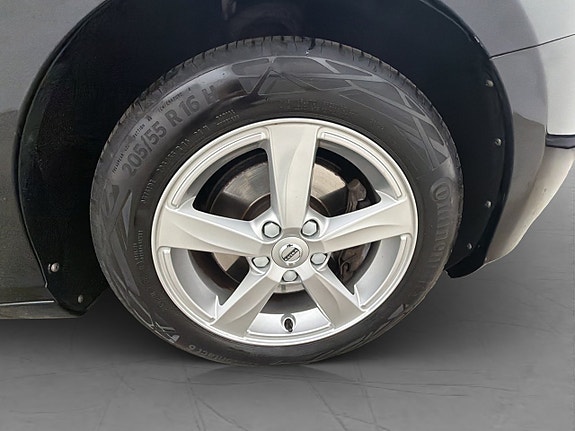 Volvo V40 28 of 28
