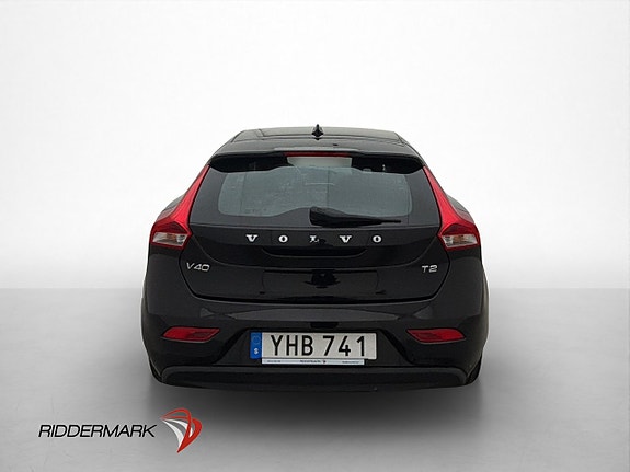Volvo V40 5 of 28