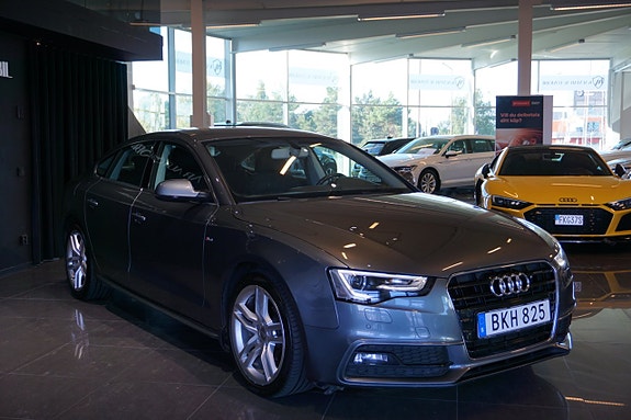Audi A5 2 of 14