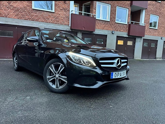 Mercedes-Benz C220 9 of 9