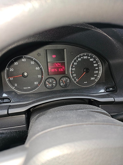 Volkswagen Golf V 8 of 10