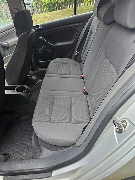 Volkswagen Golf V 6 of 10