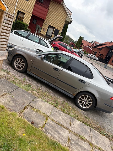 Saab 9-3 2 of 10