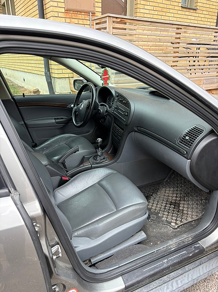 Saab 9-3 7 of 10