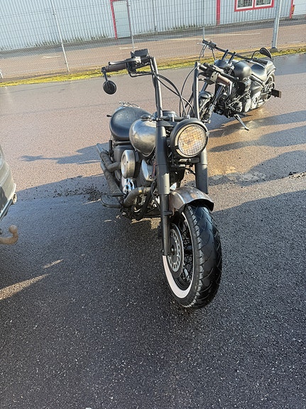 Yamaha XVS1100A 5 of 5