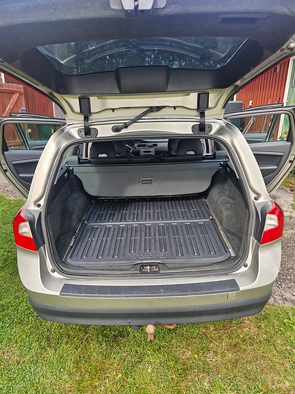 Volvo V70 7 of 7