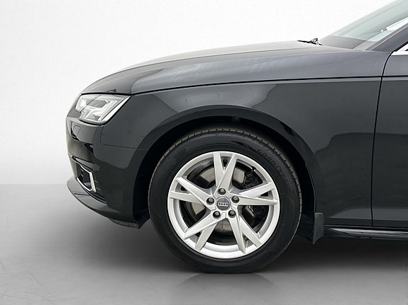 Audi A4 26 of 29
