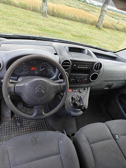 Citroen Berlingo 8 of 10