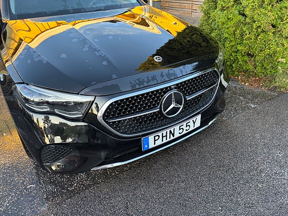 Mercedes-Benz E300 e 4 of 15