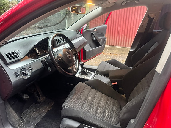 Volkswagen Passat 4 of 6