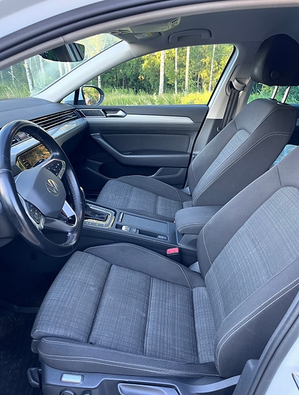 Volkswagen Passat 5 of 5