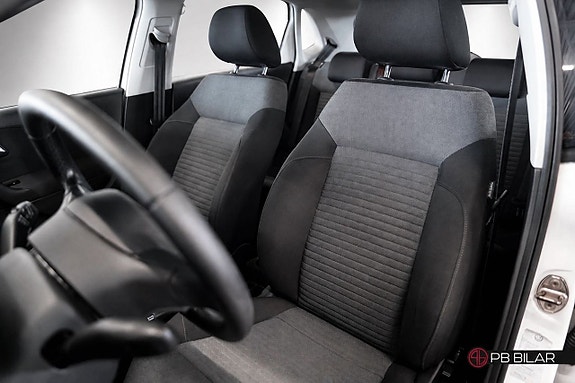 Volkswagen Polo 10 of 21