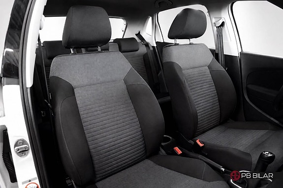 Volkswagen Polo 15 of 21