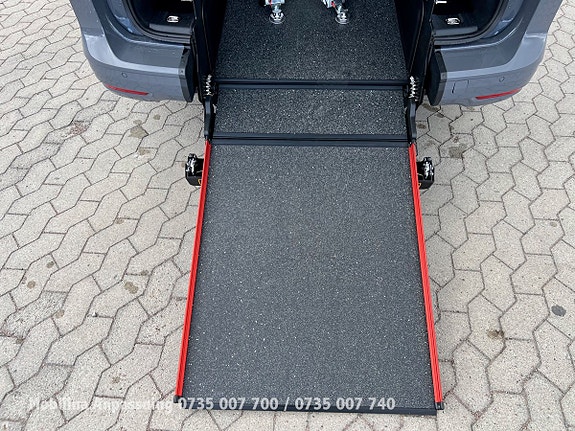 Ford Connect Tourneo 17 of 25