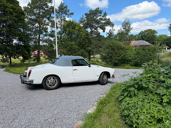 Volkswagen 1600 4 of 5