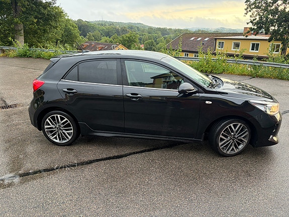 Kia Rio 3 of 9