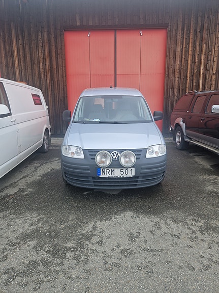 Volkswagen Caddy 4 of 5