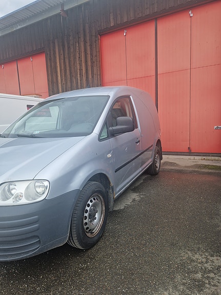 Volkswagen Caddy 2 of 5