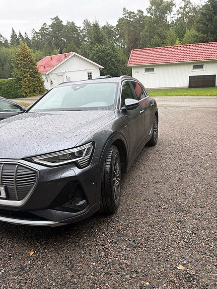 Audi A6 e-tron 2 of 6