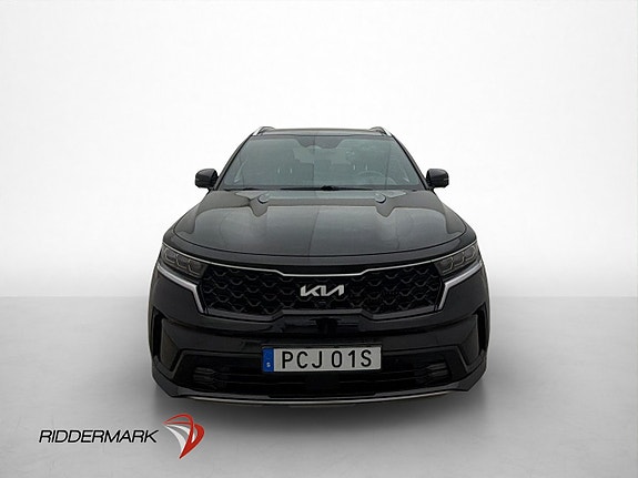 Kia Sorento 4 of 30