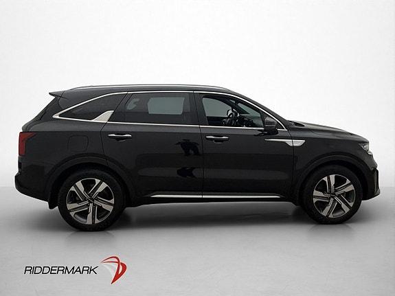 Kia Sorento 5 of 30