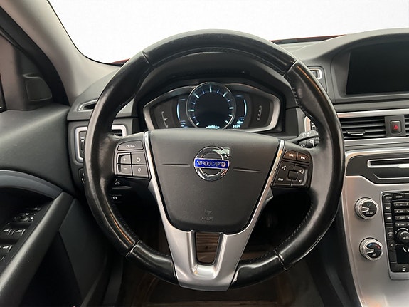 Volvo V70 19 of 29