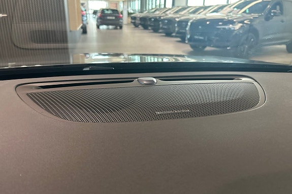 Volvo V60 24 of 30
