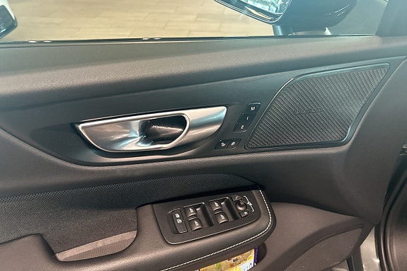 Volvo V60 21 of 30