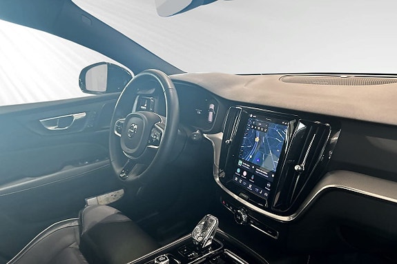Volvo V60 10 of 30