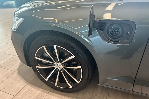 Volvo V60 19 of 30