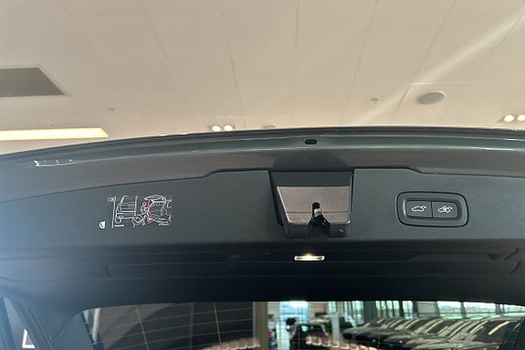Volvo V60 16 of 30