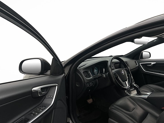 Volvo V60 12 of 26